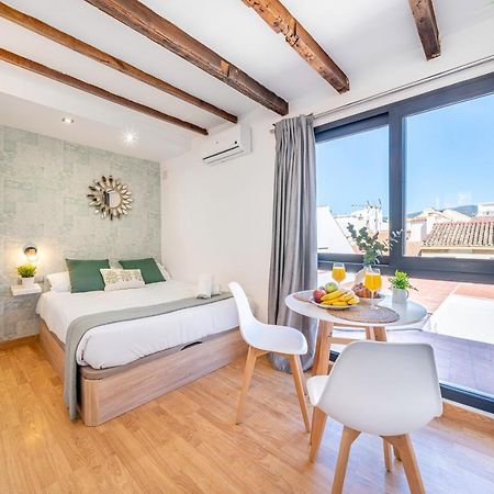 Old Town - Cozy Apartment マラガ エクステリア 写真