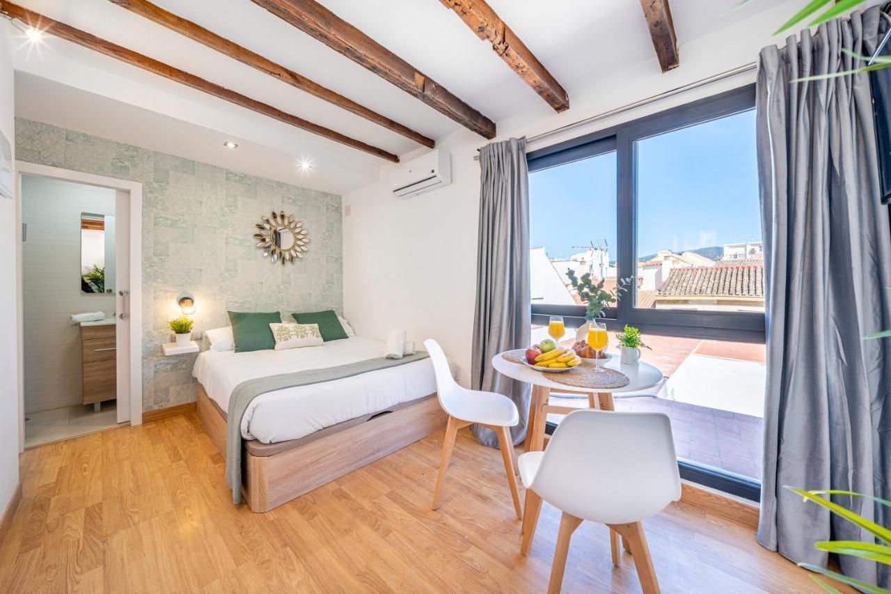 Old Town - Cozy Apartment マラガ エクステリア 写真